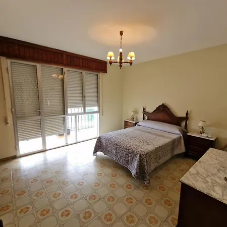 Apartamento Amplio, Reformado Villanueva De Arosa Exterior photo